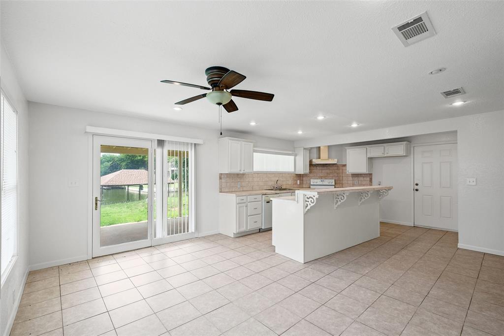 4102 Apache Trail Court Property Photo 15