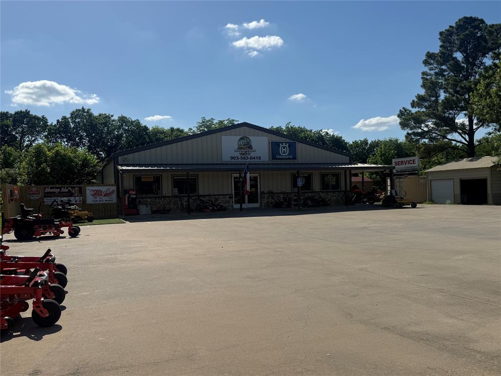 1521 N State Highway 121 Property Photo 3