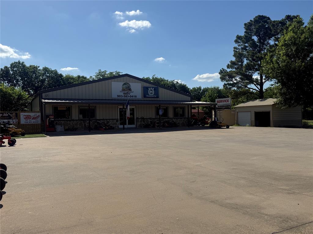 1521 N State Highway 121 Property Photo 4