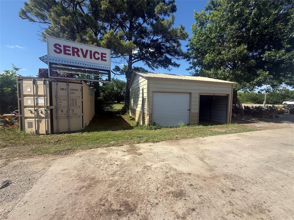 1521 N State Highway 121 Property Photo 10