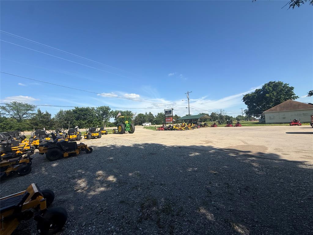 1521 N State Highway 121 Property Photo 28