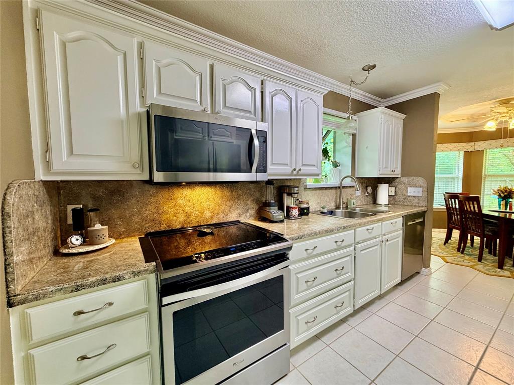 2121 Preston Place Property Photo 7