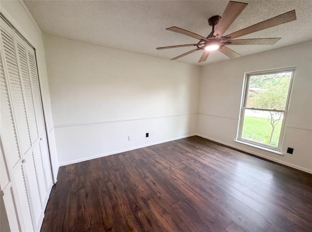 3920 Hunters Trail Property Photo 6