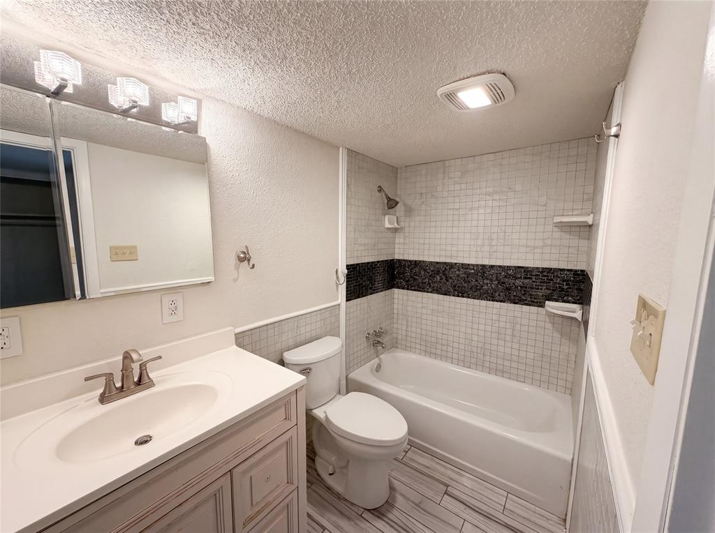 3920 Hunters Trail Property Photo 10