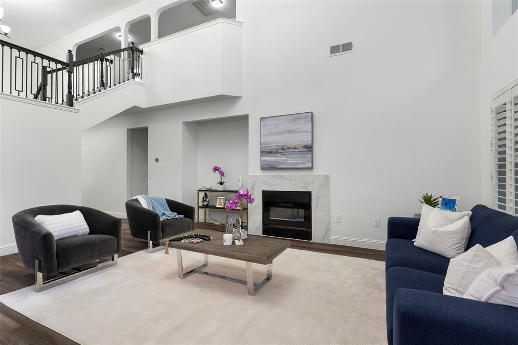 2019 Water Fall Way Property Photo 9