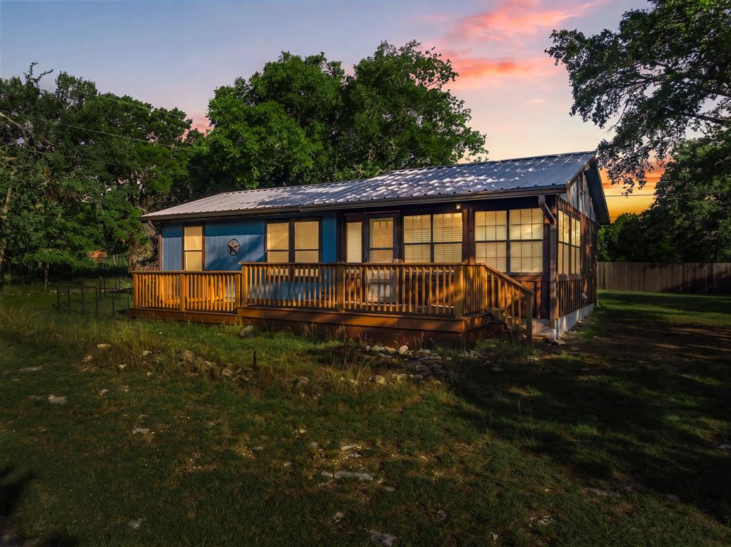 145 County Road 1519 Property Photo 1