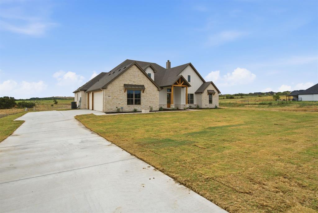 476 Danner Drive Property Photo 1