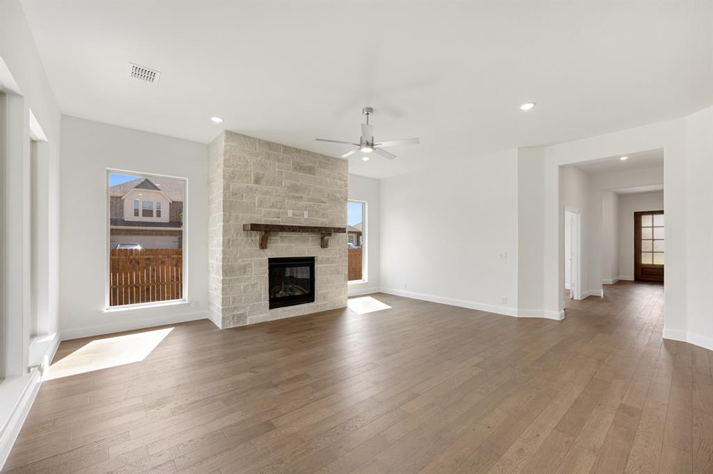 5500 Montex Road Property Photo 6