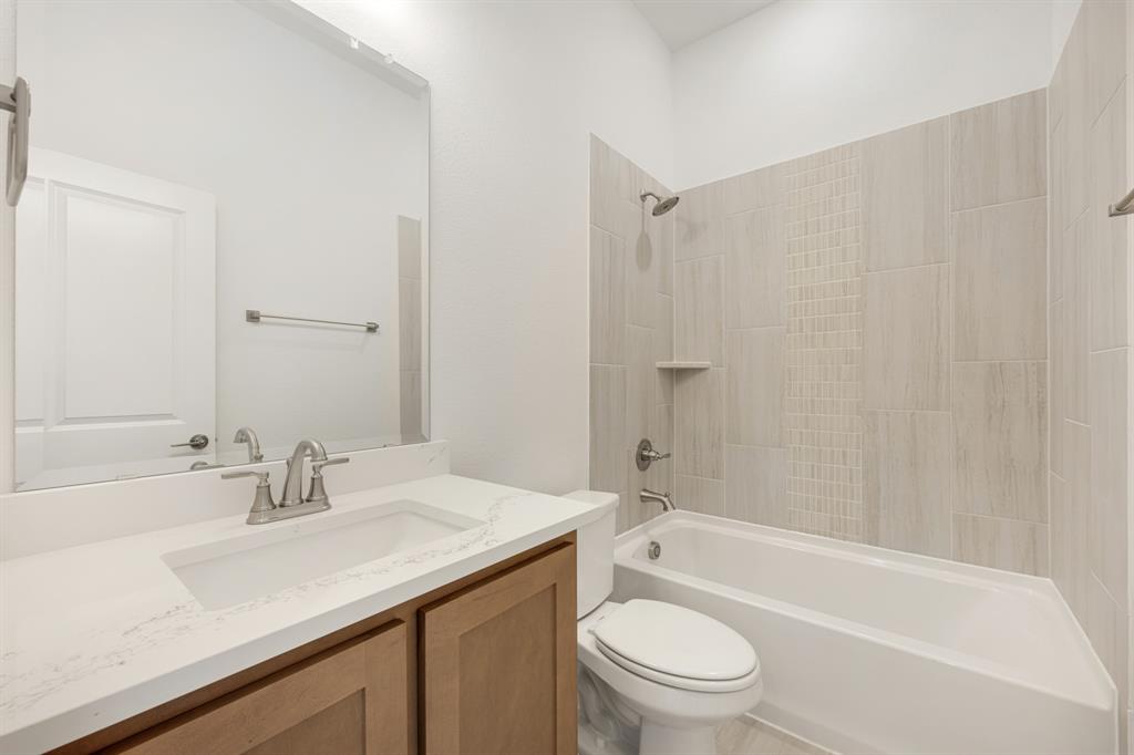 5500 Montex Road Property Photo 21