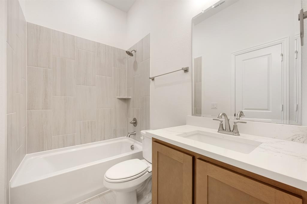 5500 Montex Road Property Photo 24