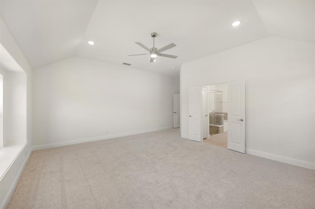 5500 Montex Road Property Photo 26