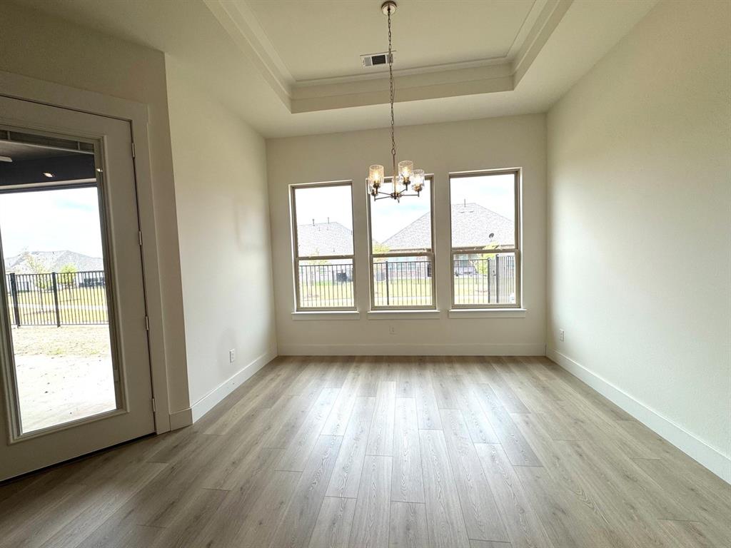 5953 Carmona Trail Property Photo 6