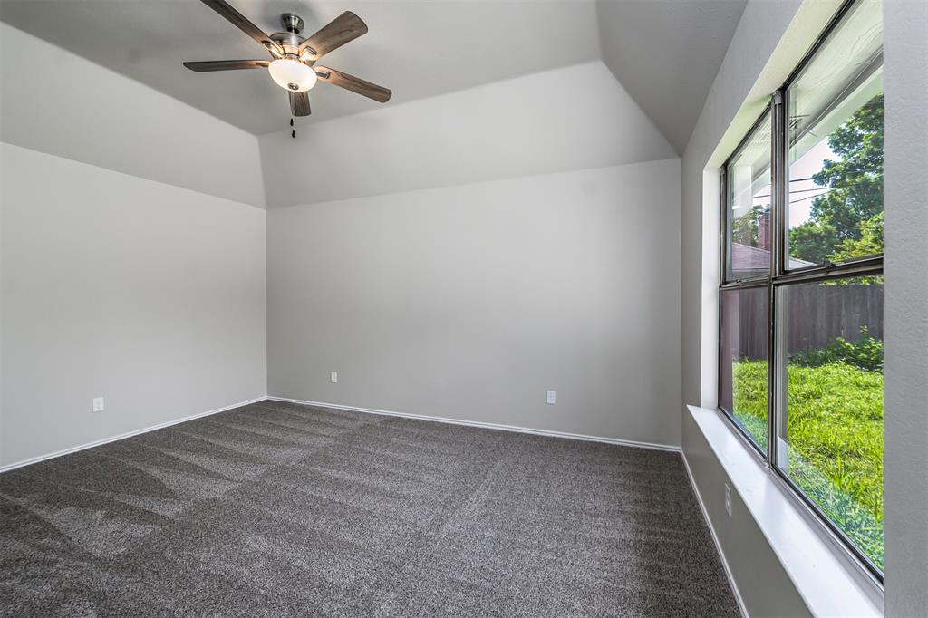 6105 Meadowside Trail Property Photo 12
