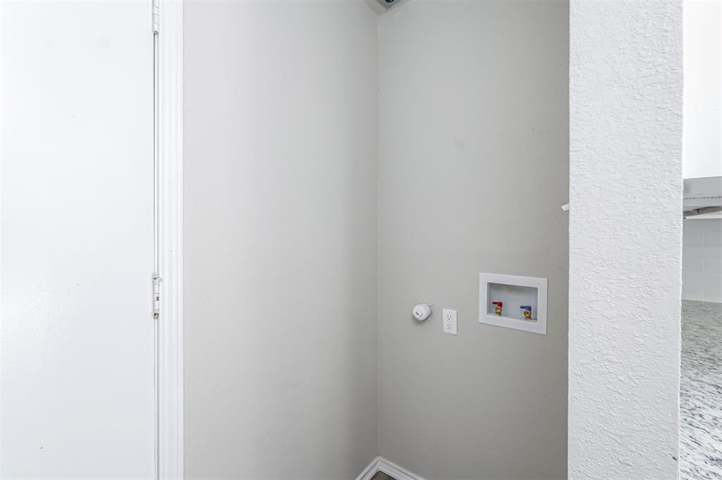 6105 Meadowside Trail Property Photo 16