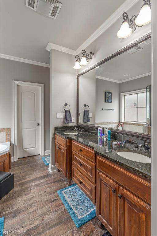814 Dumaine Drive Property Photo 14