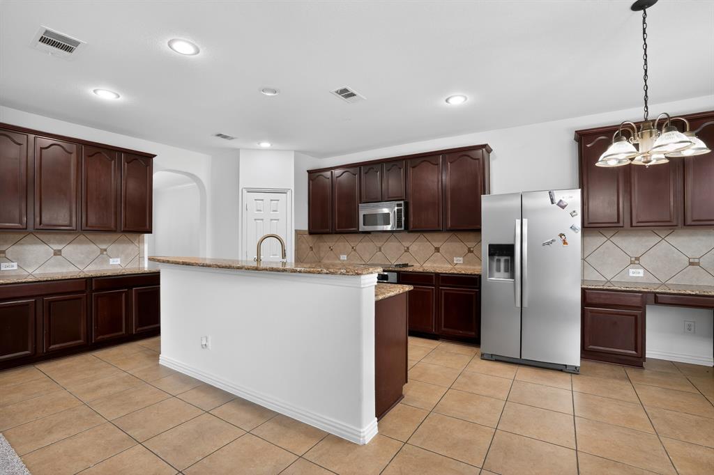 1426 Levee Lane Property Photo 10