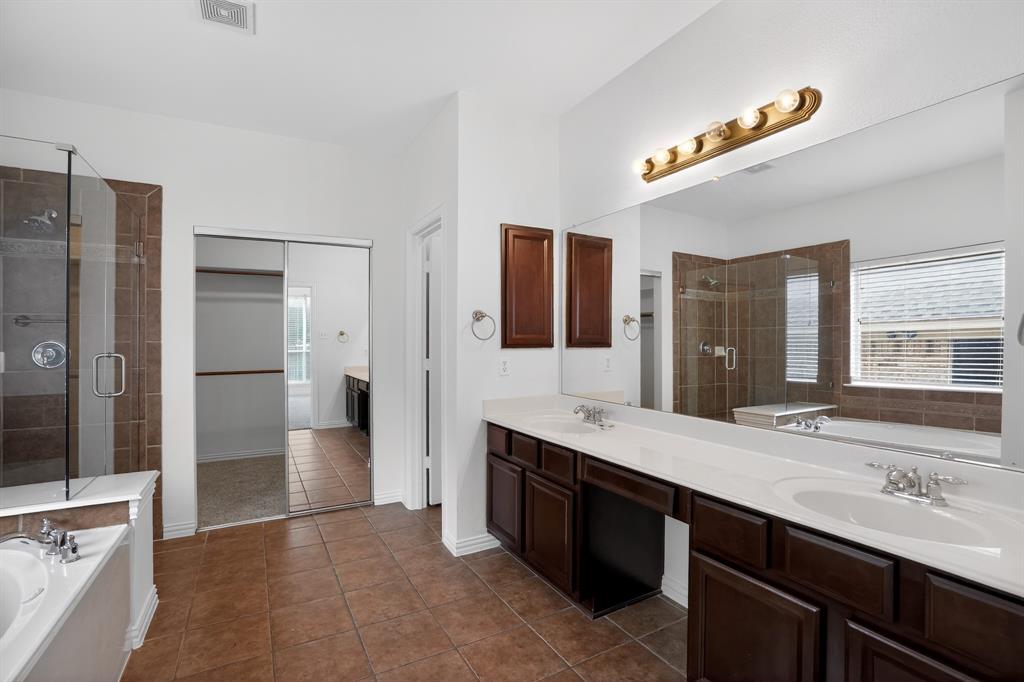 1426 Levee Lane Property Photo 19