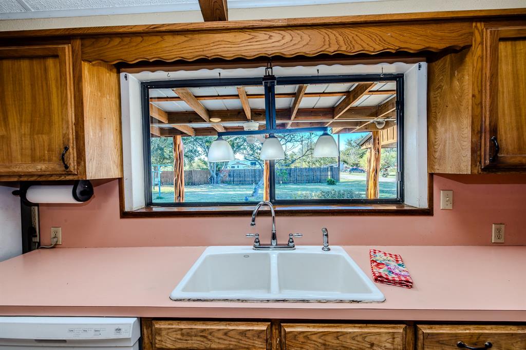 513 Fm 2353 Property Photo 11