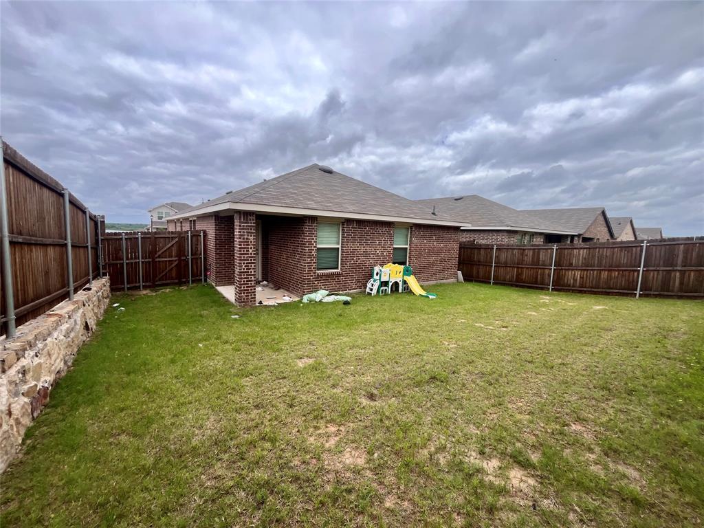 1302 Draper Lane Property Photo 14