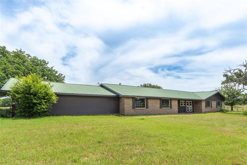 519 Fm 1815 Property Photo 3