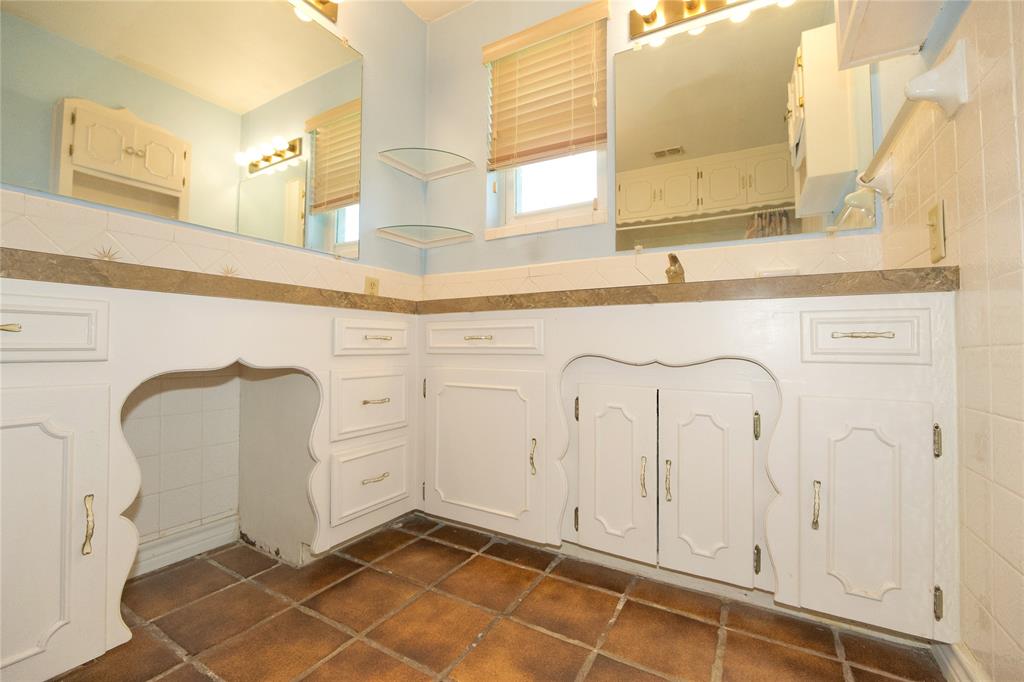 519 Fm 1815 Property Photo 24