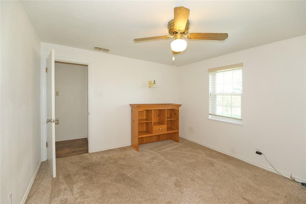 519 Fm 1815 Property Photo 26
