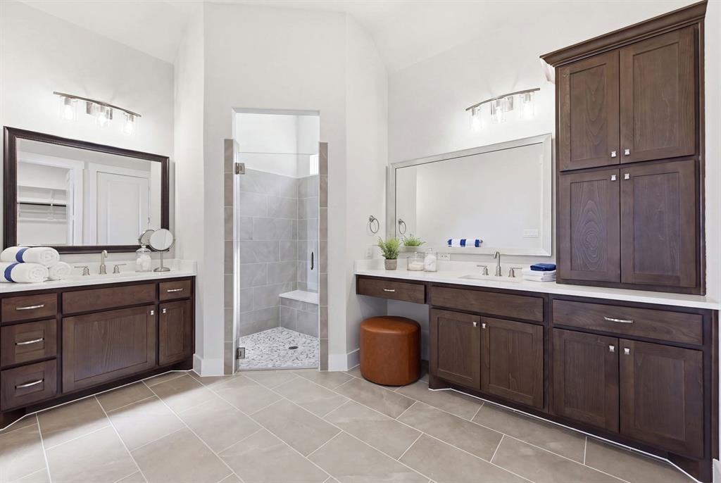 1601 Vista Azul Lane Property Photo 8