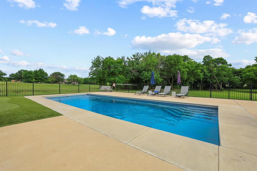 107 Whispering Winds Drive Property Photo 27