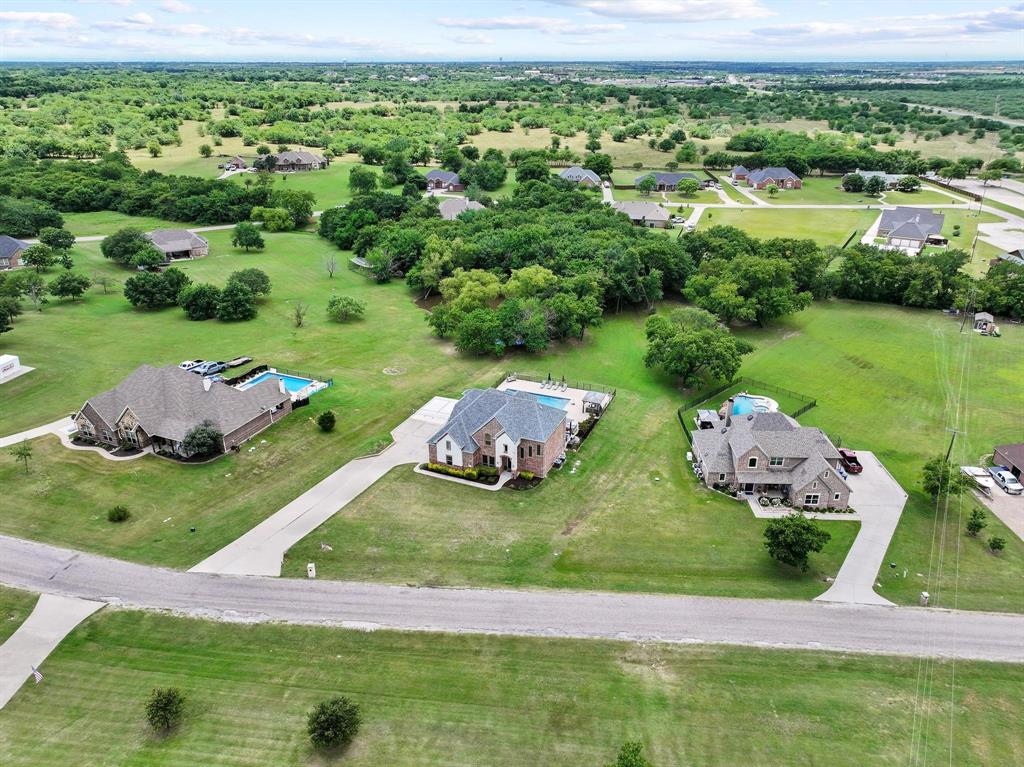 107 Whispering Winds Drive Property Photo 32