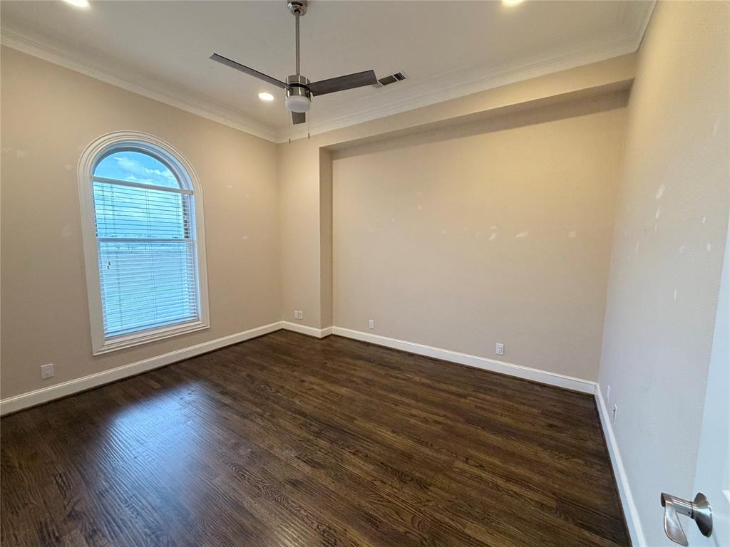 11351 Hilltop #204 Road Property Photo 3
