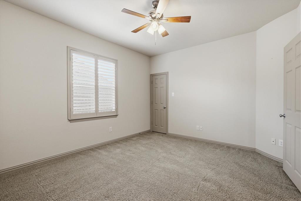 929 Lairds Lane Property Photo 36