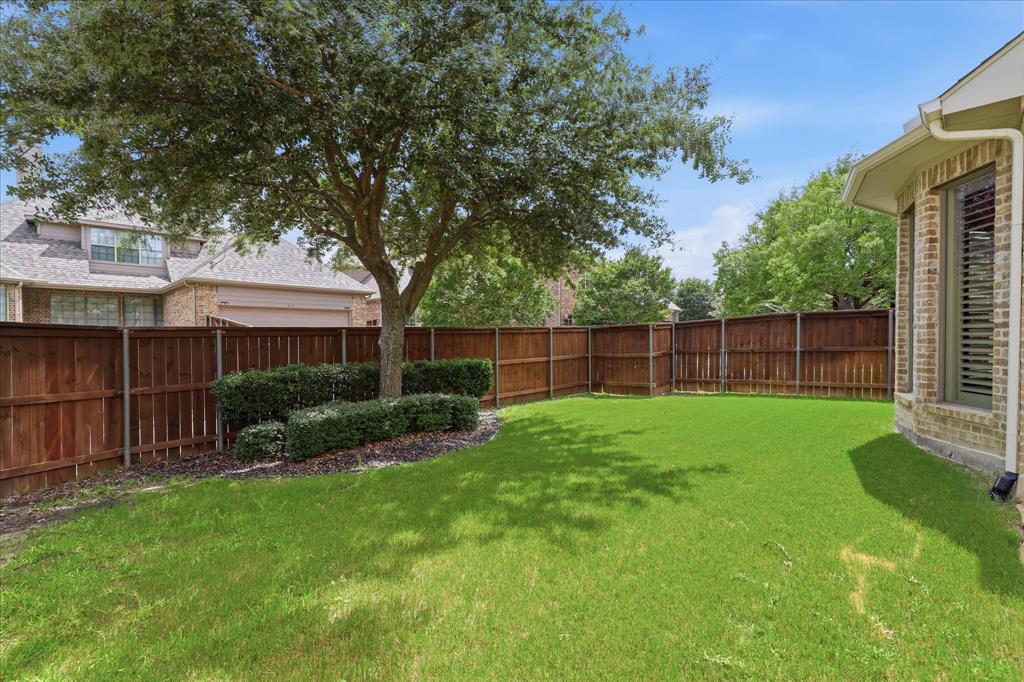 929 Lairds Lane Property Photo 40