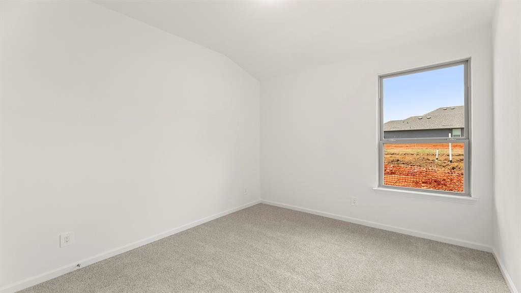 1749 Edgeway Drive Property Photo 13