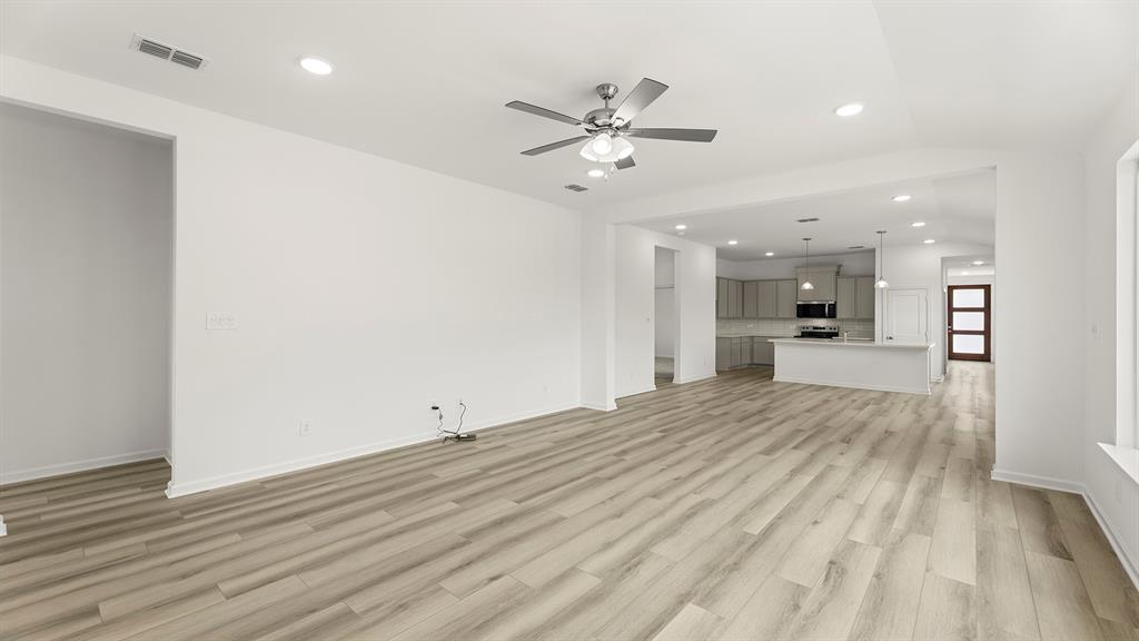 1749 Edgeway Drive Property Photo 15