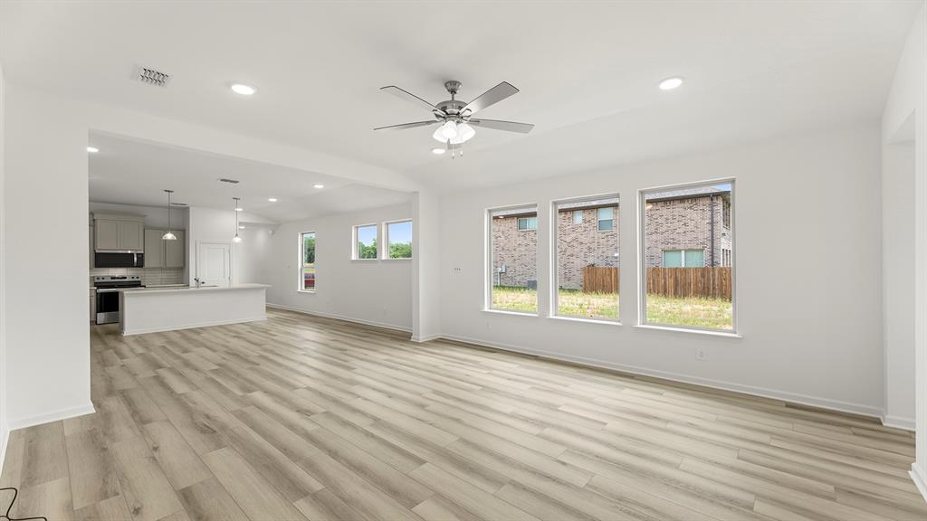 1749 Edgeway Drive Property Photo 16