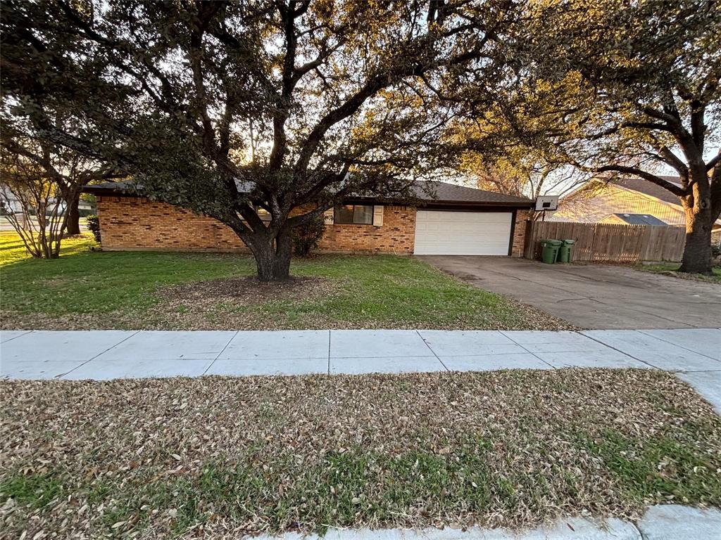 6533 Riviera Drive Property Photo 1