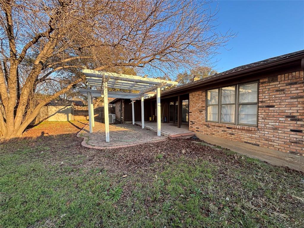 6533 Riviera Drive Property Photo 11