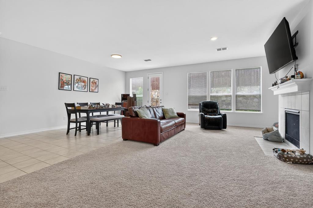 976 Brock Drive Property Photo 8