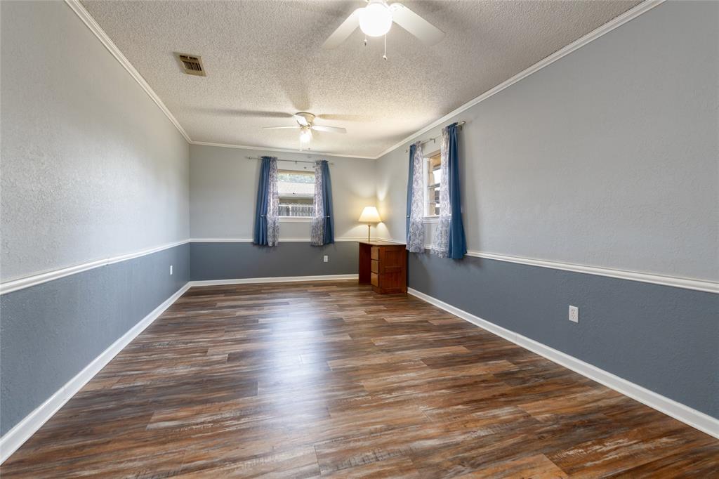 1033 Wolfe Road A Property Photo 15
