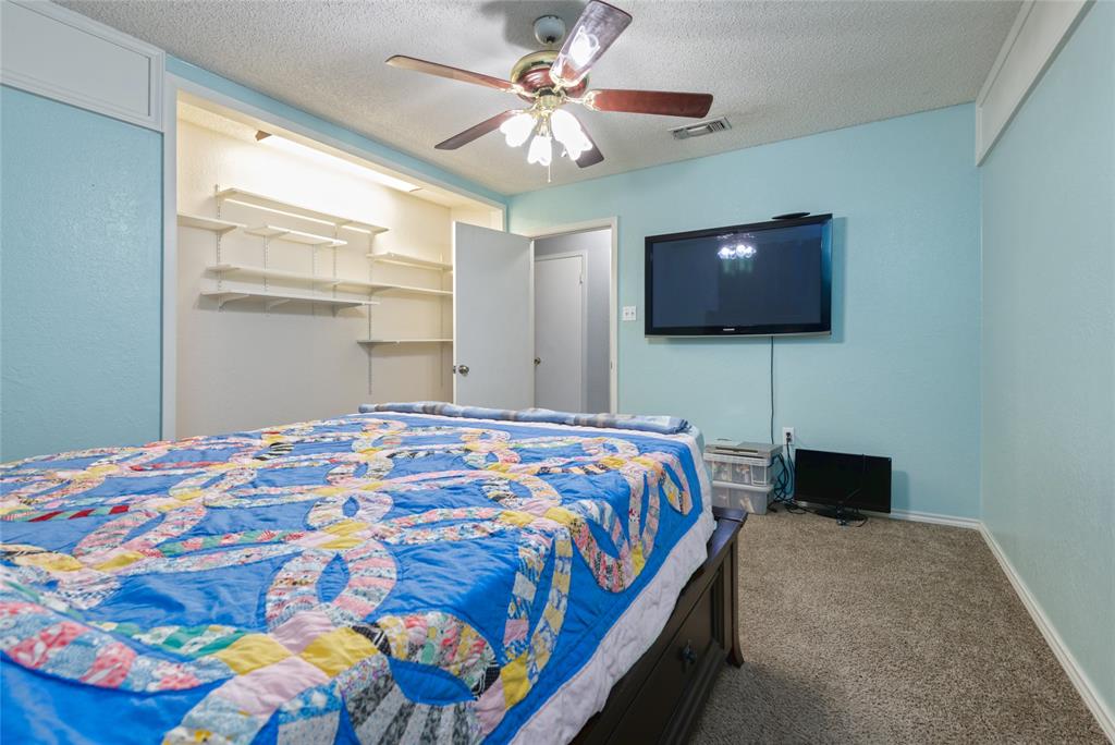 1033 Wolfe Road A Property Photo 19