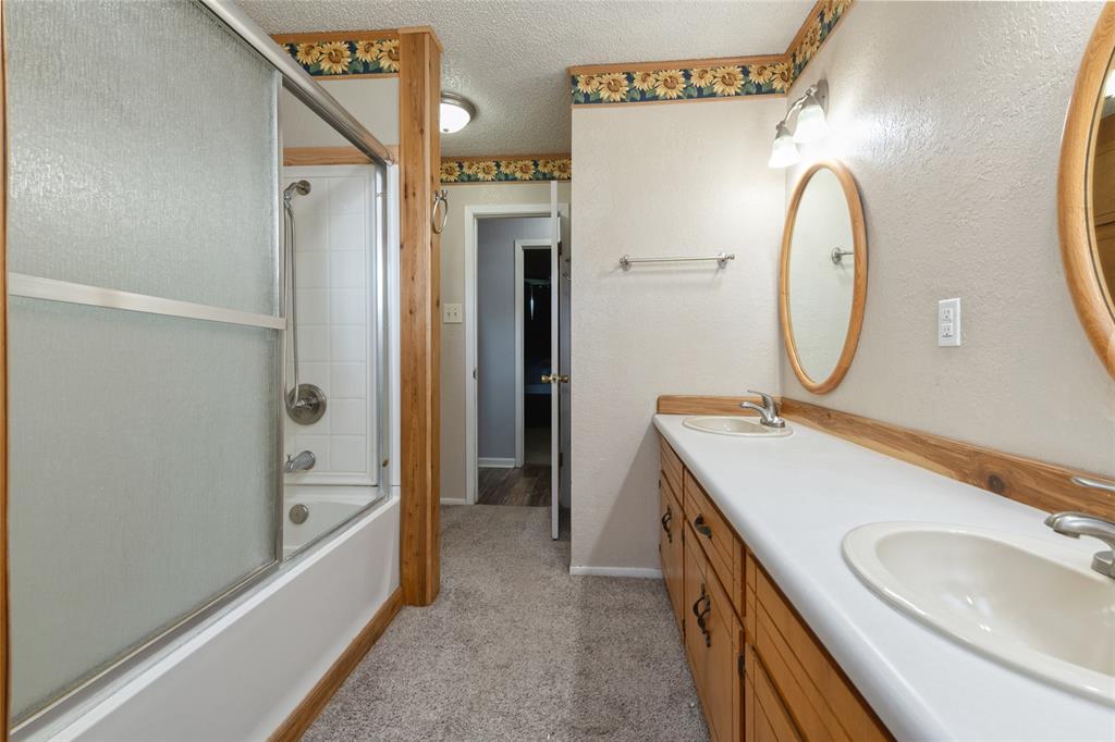 1033 Wolfe Road A Property Photo 23