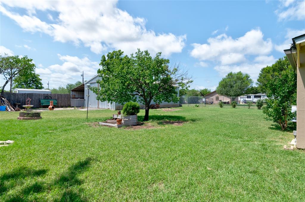 1033 Wolfe Road A Property Photo 32