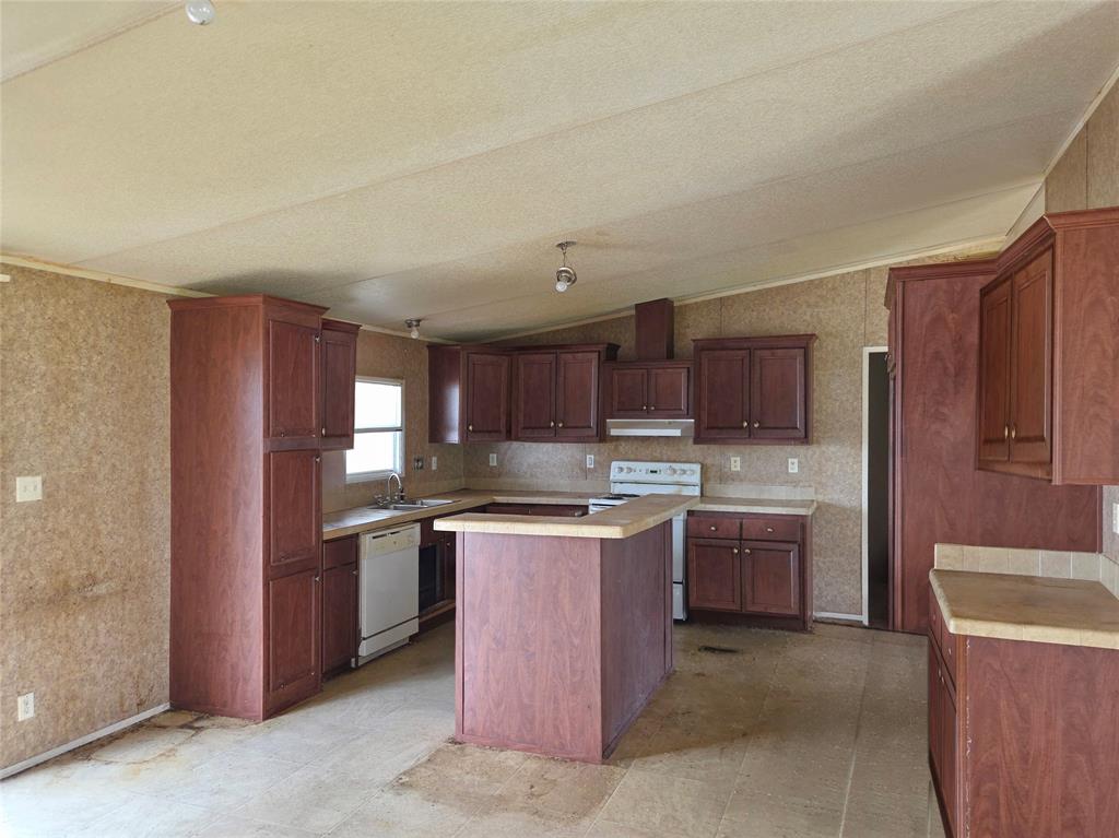 327 County Road 160 Property Photo 6