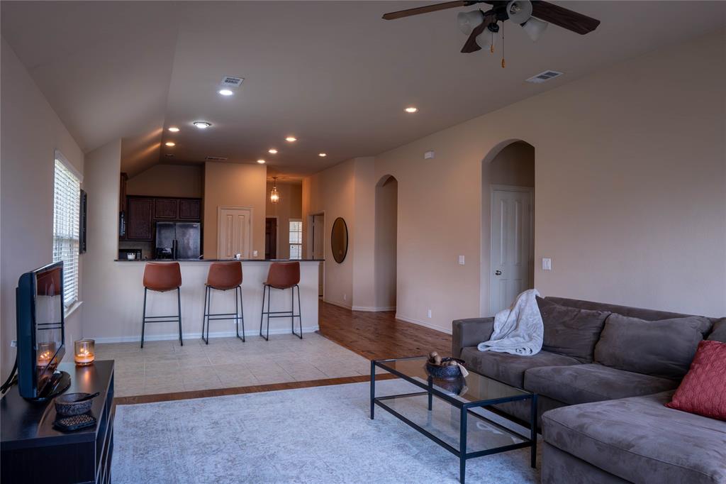 6956 Alcala Property Photo 7