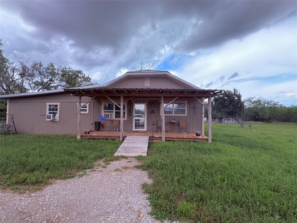 1117 N Tiffin Road Property Photo 2