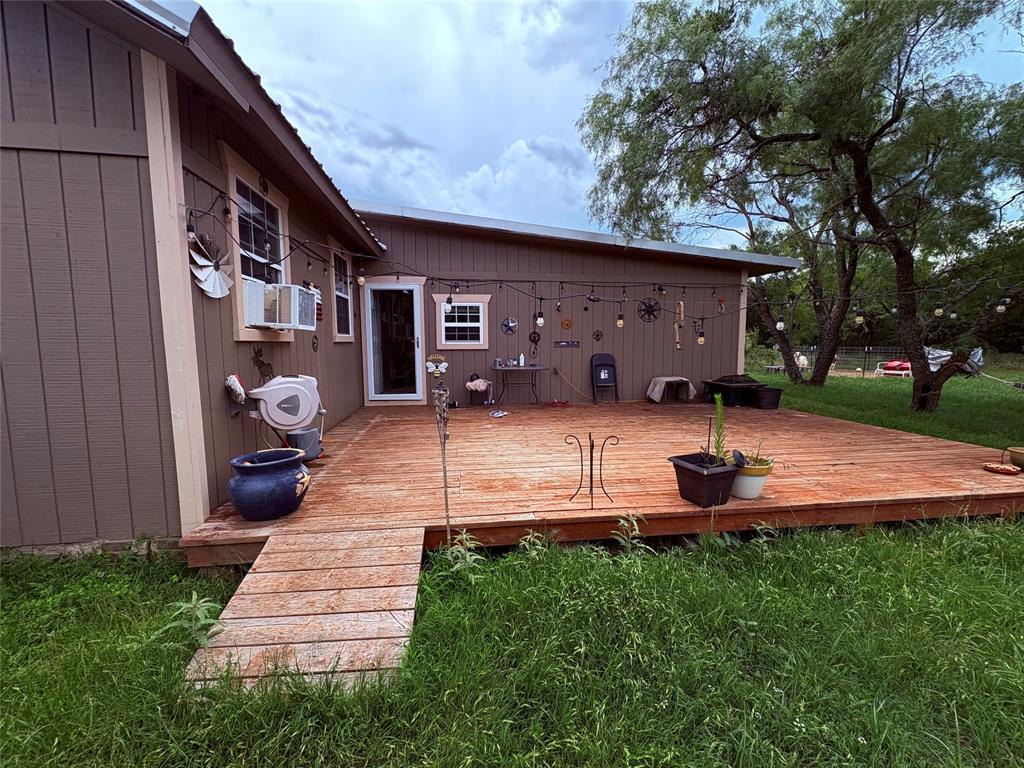 1117 N Tiffin Road Property Photo 5