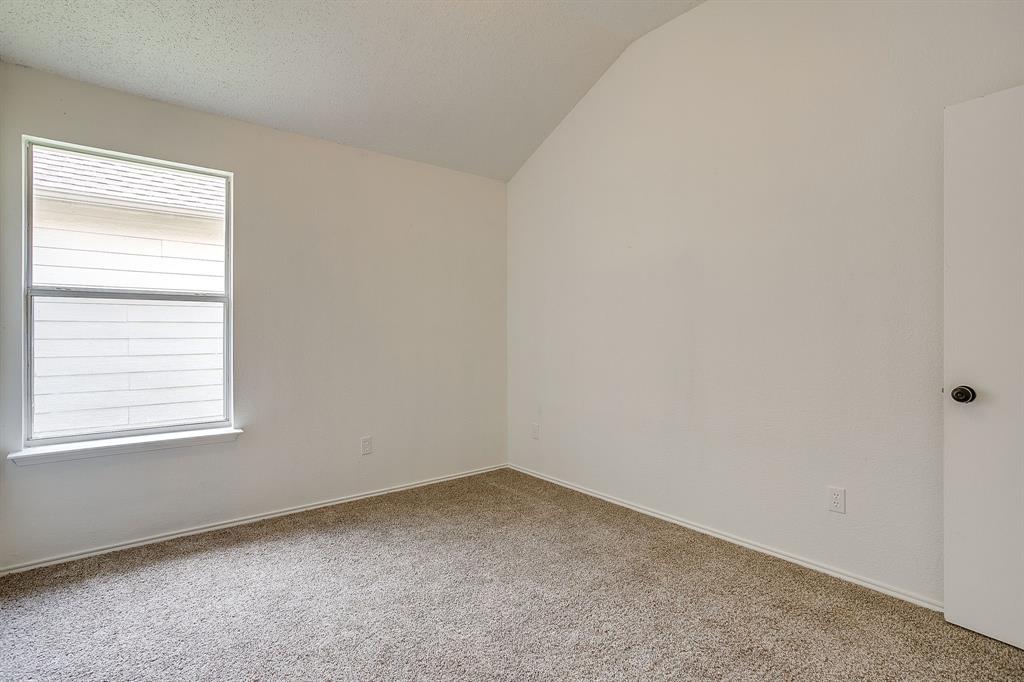 1104 Angel Fire Lane Property Photo 32