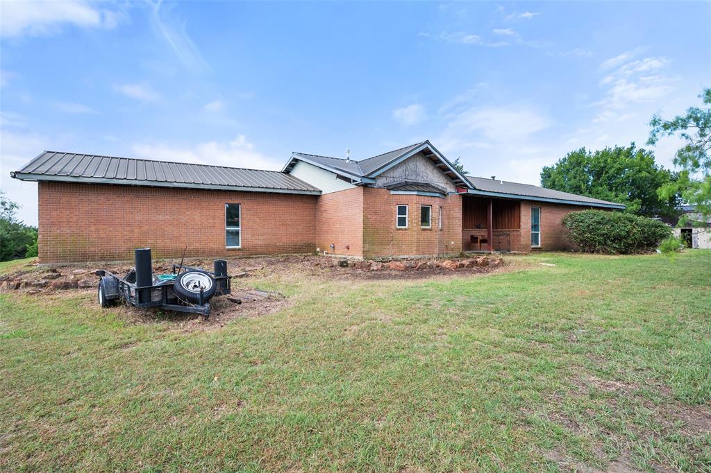 9326 Nw County Road 1343 Property Photo 4