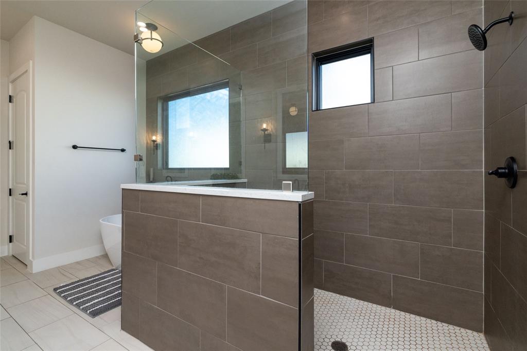2132 Sicily Lane Property Photo 24