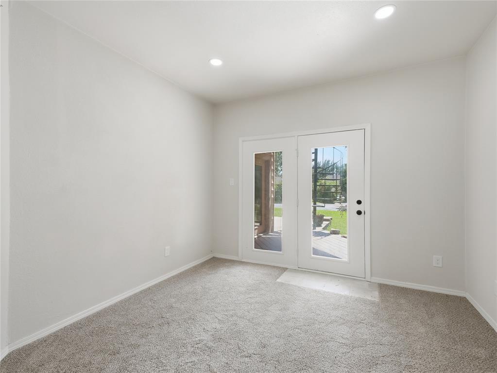 119 Summer View Property Photo 9